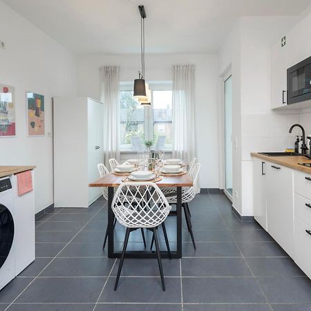 Olive Apartments - 2X Kingsize Betten - Sehr Zentral Leverkusen Eksteriør billede