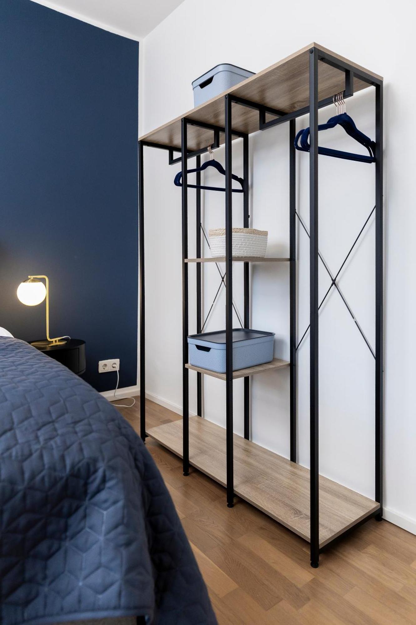 Olive Apartments - 2X Kingsize Betten - Sehr Zentral Leverkusen Eksteriør billede