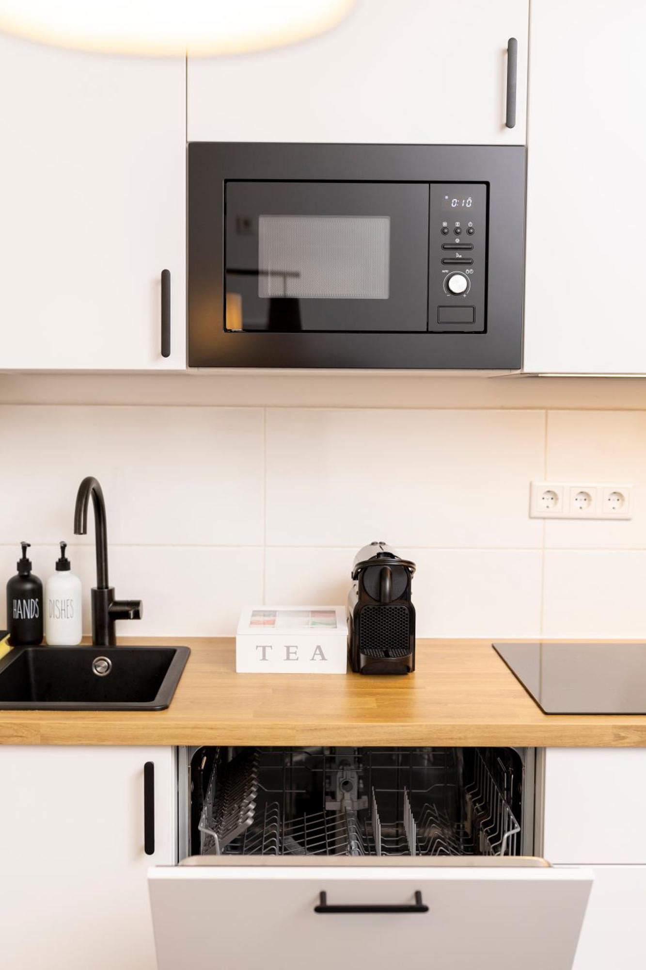 Olive Apartments - 2X Kingsize Betten - Sehr Zentral Leverkusen Eksteriør billede